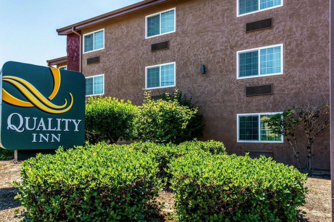 Aloha Inn & Suites Buitenkant foto