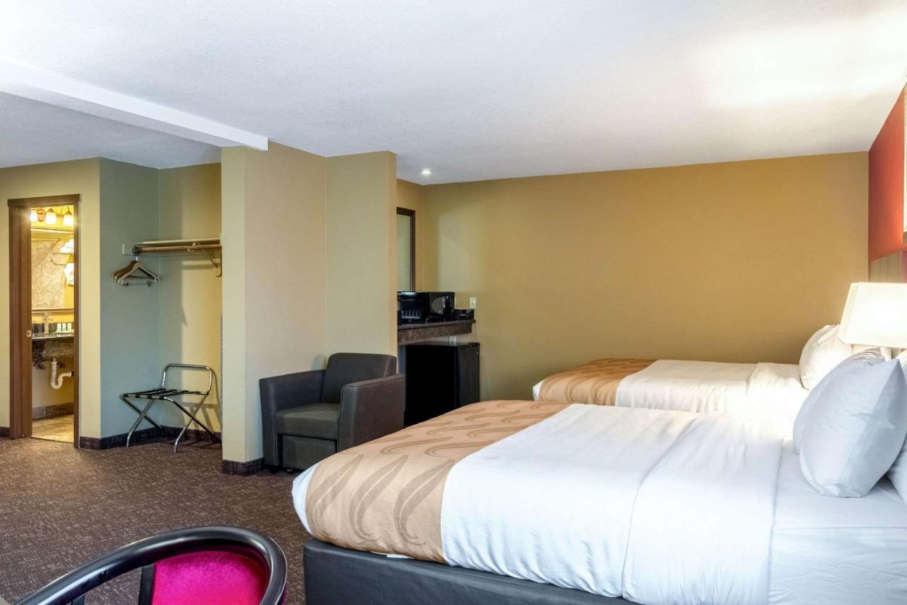 Aloha Inn & Suites Buitenkant foto